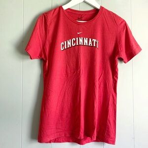 NIKE Slim Fit Cincinnati Reds Team Graphic T-shirt L